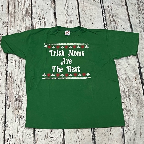 Vintage 1980s Irish Moms Are The Best 80s Crewneck Ireland Tee Tshirt - Picture 1 of 4